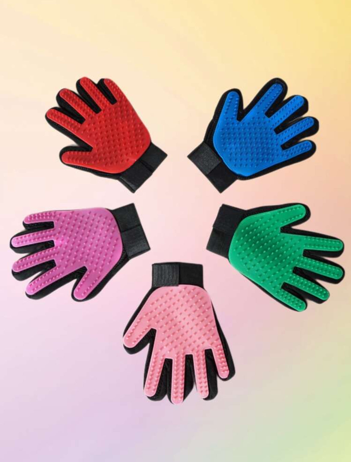 Pet Deshedding Glove – Cat & Dog Grooming